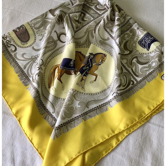 Vintage Authentic Hermès Silk Scarf 90cm La Présentation Horse Scarf - Picture 12 of 12